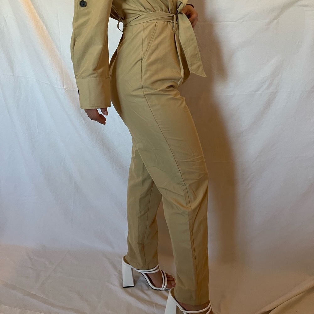 JumpSuit - Picture 2 of 9